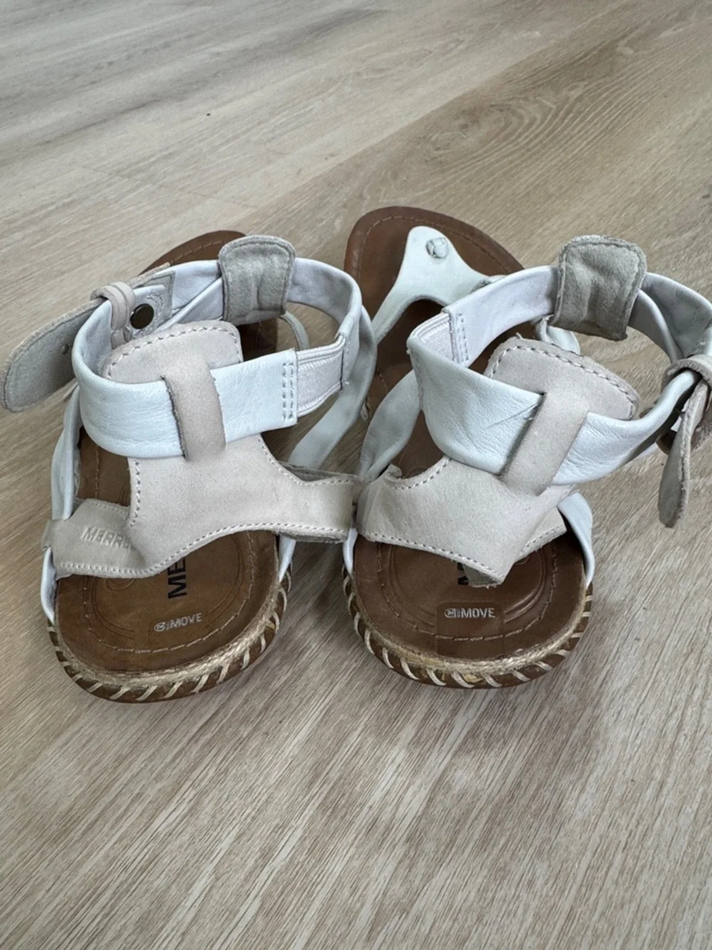 Merrell White Leather Knot-Detail Toe-Post Sandals
